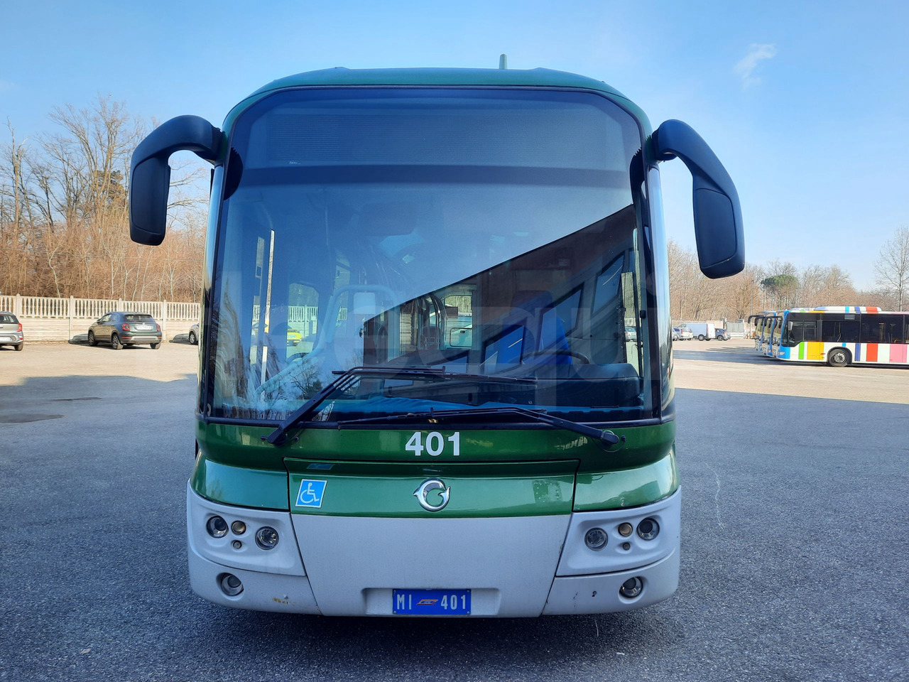 N. 6 Irisbus Cristalis ETB 18 - Városi busz: 2 kép. N. 6 Irisbus Cristalis ETB 18 - Városi busz: 2 kép.