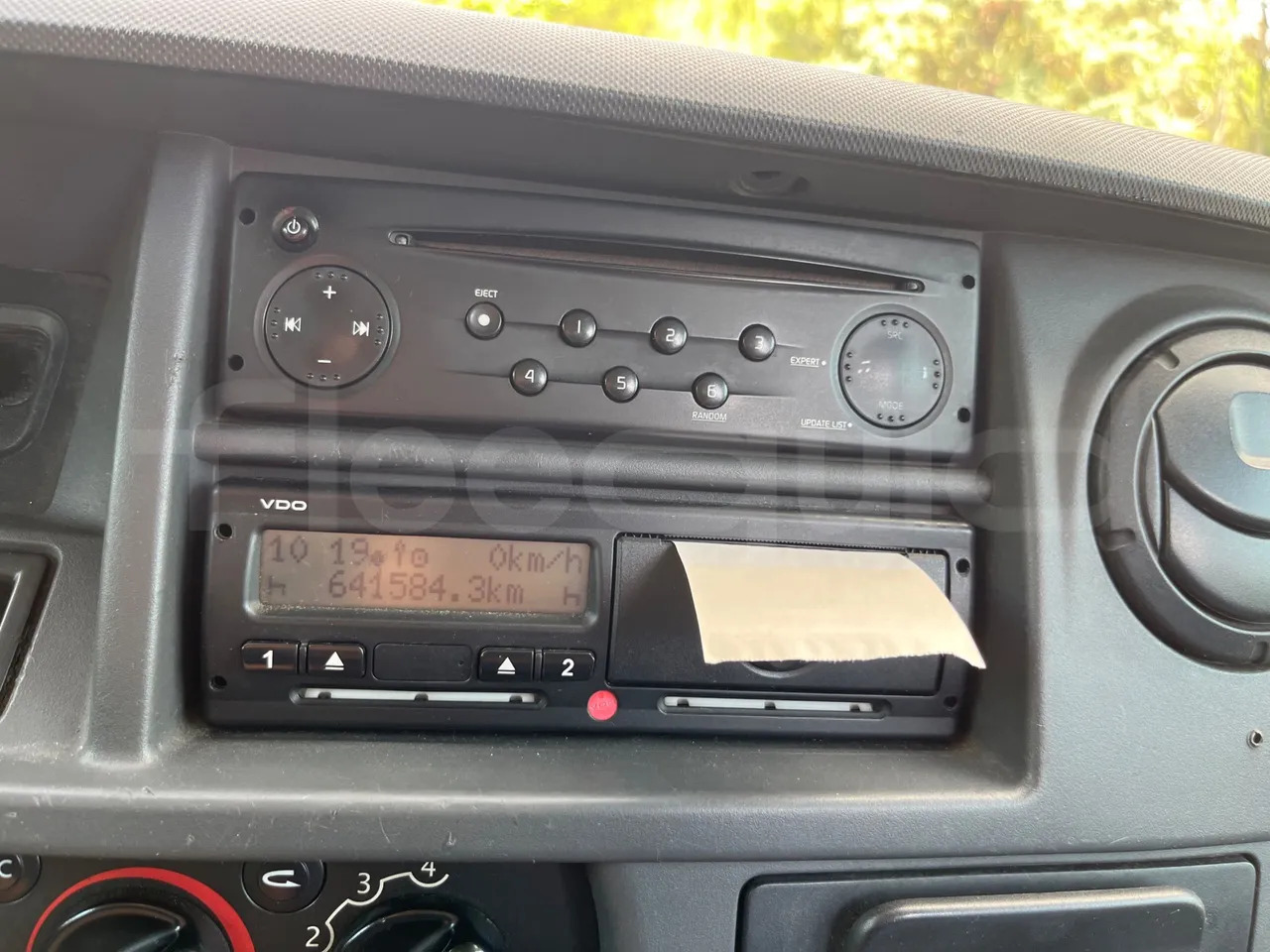 Helyközi busz Renault Master: 20 kép.