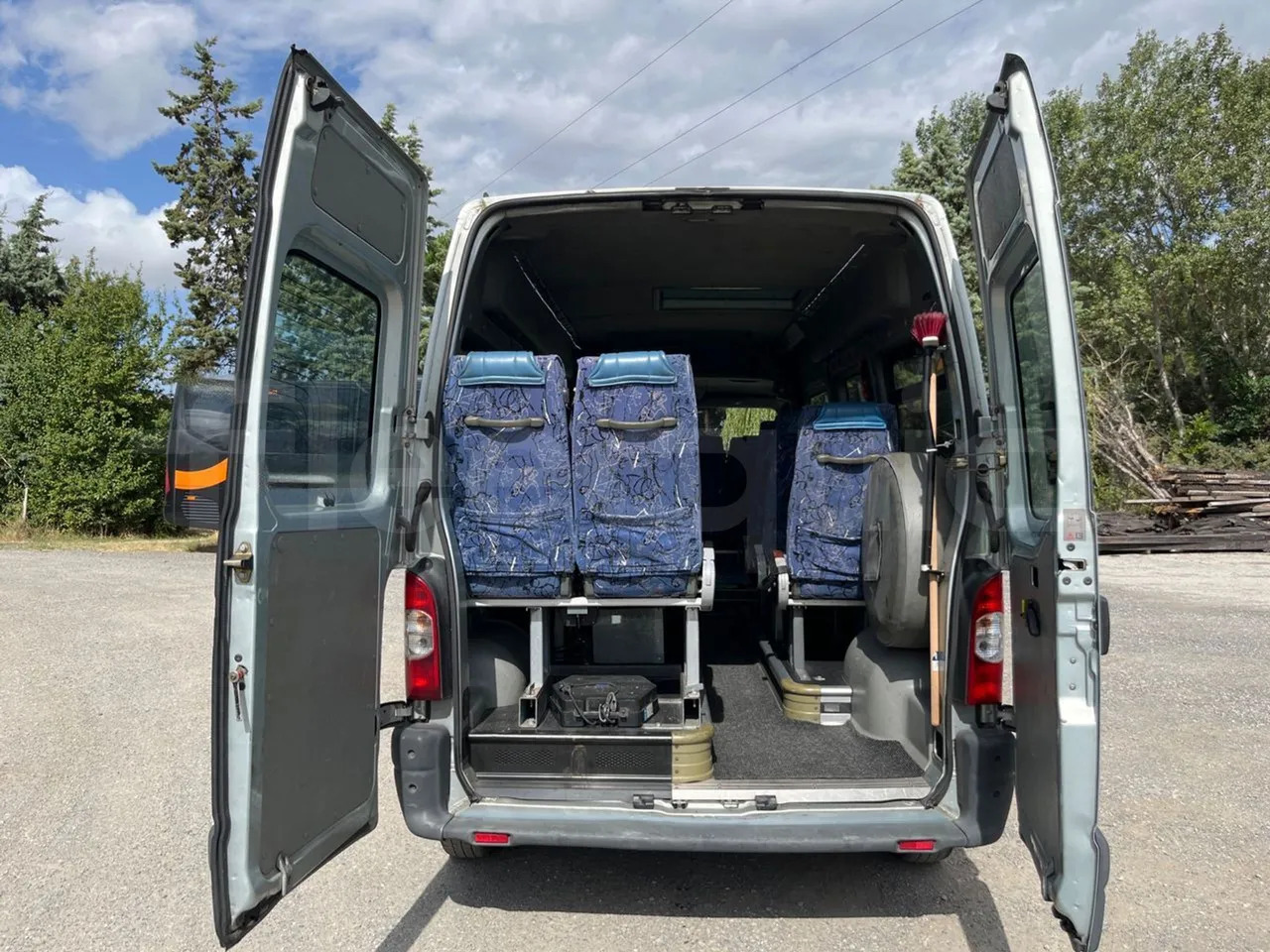 Renault Master - Helyközi busz: 5 kép. Renault Master - Helyközi busz: 5 kép.