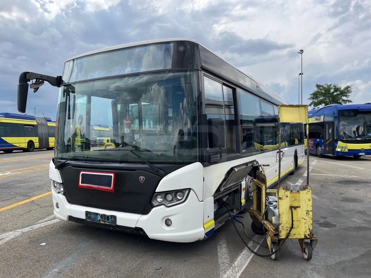 Scania Citywide LF - Városi busz: 4 kép. Scania Citywide LF - Városi busz: 4 kép.