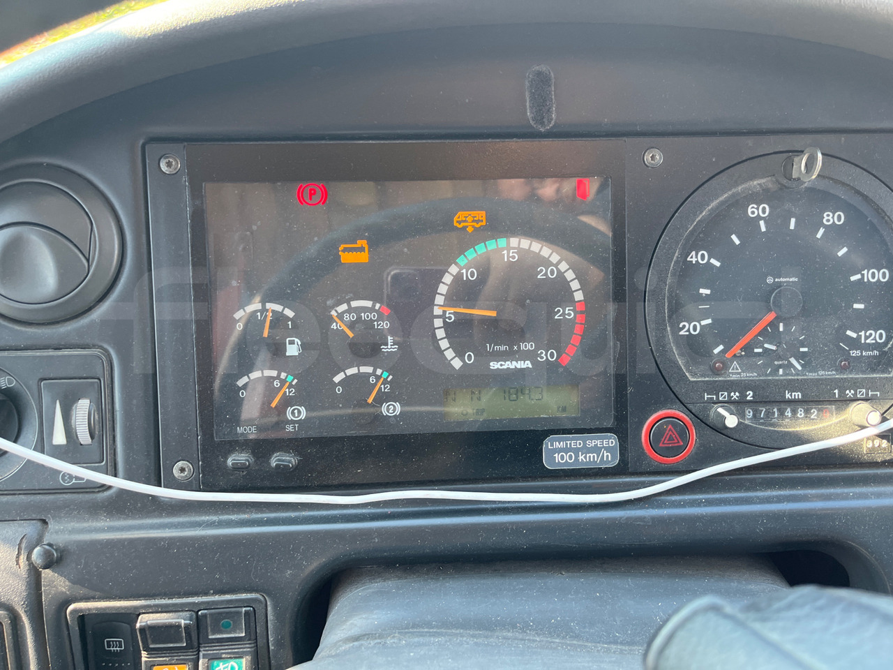 Scania Irizar - Távolsági busz: 3 kép. Scania Irizar - Távolsági busz: 3 kép.