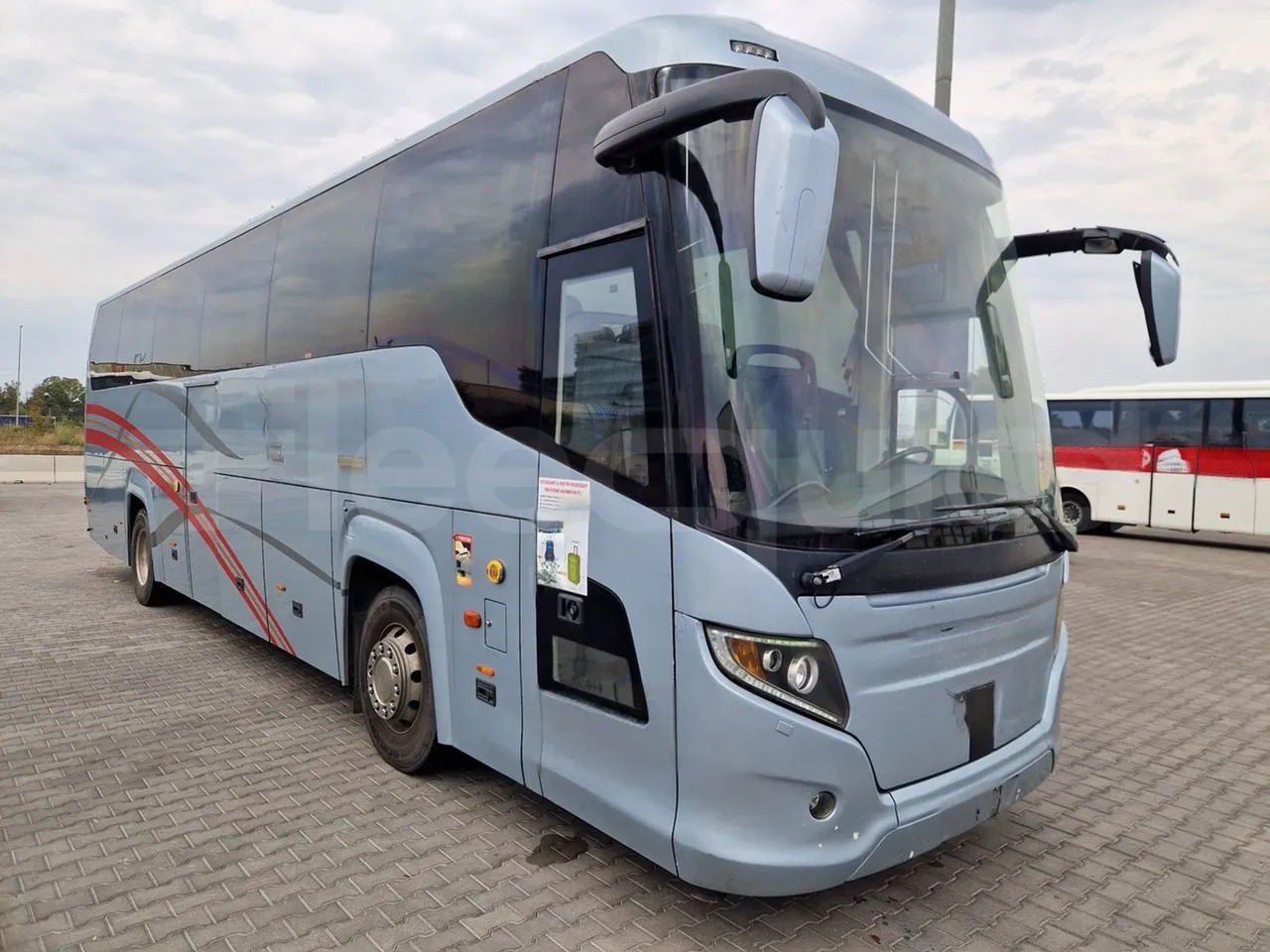 Scania Touring HD - Távolsági busz: 1 kép. Scania Touring HD - Távolsági busz: 1 kép.