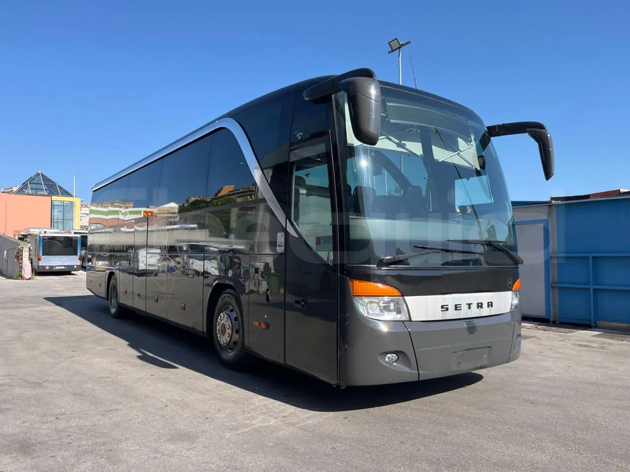 Setra S415 - Távolsági busz: 1 kép. Setra S415 - Távolsági busz: 1 kép.