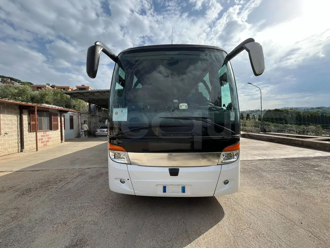 Setra S415 - Távolsági busz: 2 kép. Setra S415 - Távolsági busz: 2 kép.