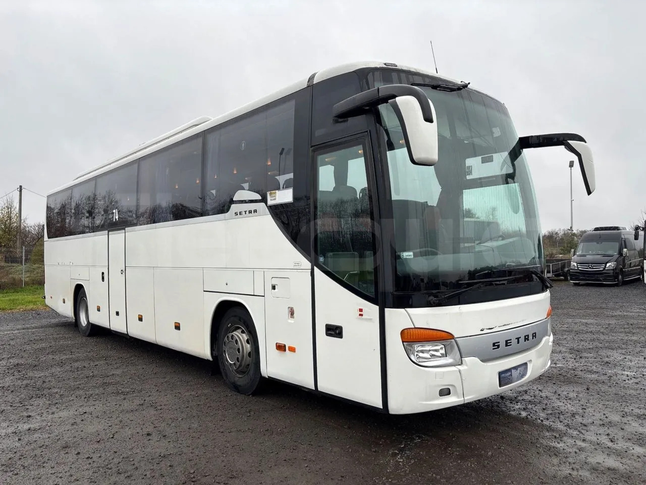 Setra S415 - Távolsági busz: 1 kép. Setra S415 - Távolsági busz: 1 kép.