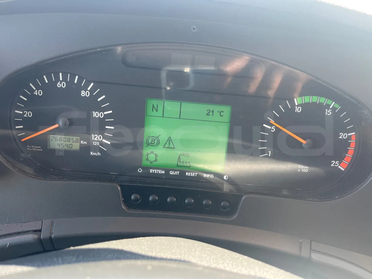 Setra S431 - Távolsági busz: 3 kép. Setra S431 - Távolsági busz: 3 kép.