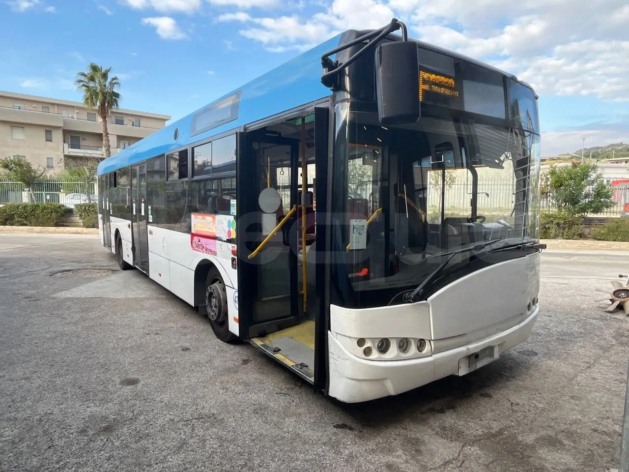 Solaris Urbino - Városi busz: 1 kép. Solaris Urbino - Városi busz: 1 kép.