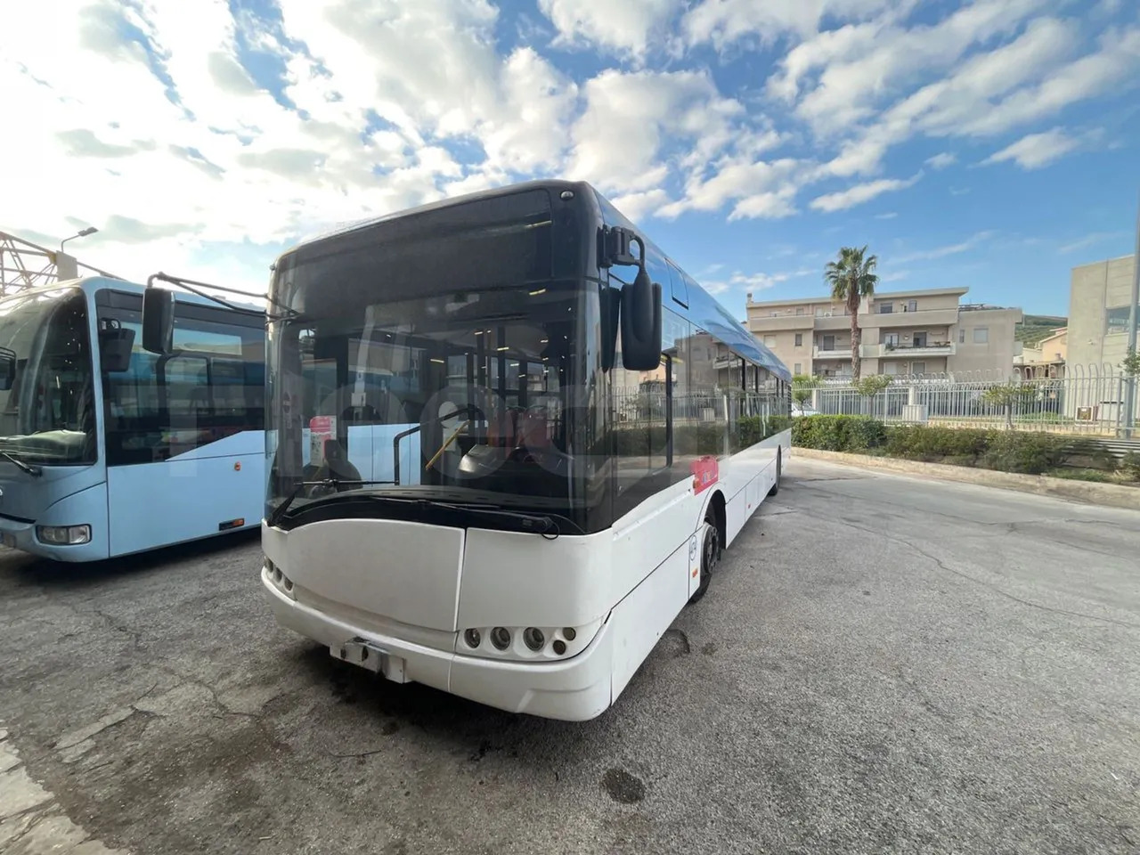 Solaris Urbino - Városi busz: 4 kép. Solaris Urbino - Városi busz: 4 kép.