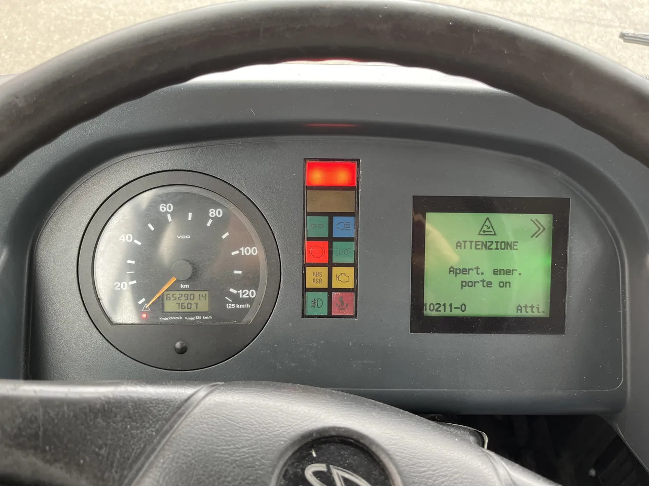 Solaris Urbino - Városi busz: 3 kép. Solaris Urbino - Városi busz: 3 kép.