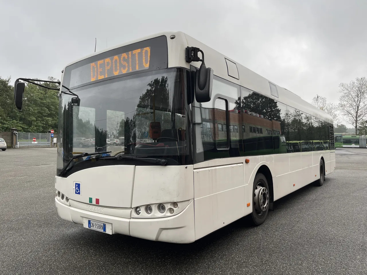 Solaris Urbino - Városi busz: 4 kép. Solaris Urbino - Városi busz: 4 kép.