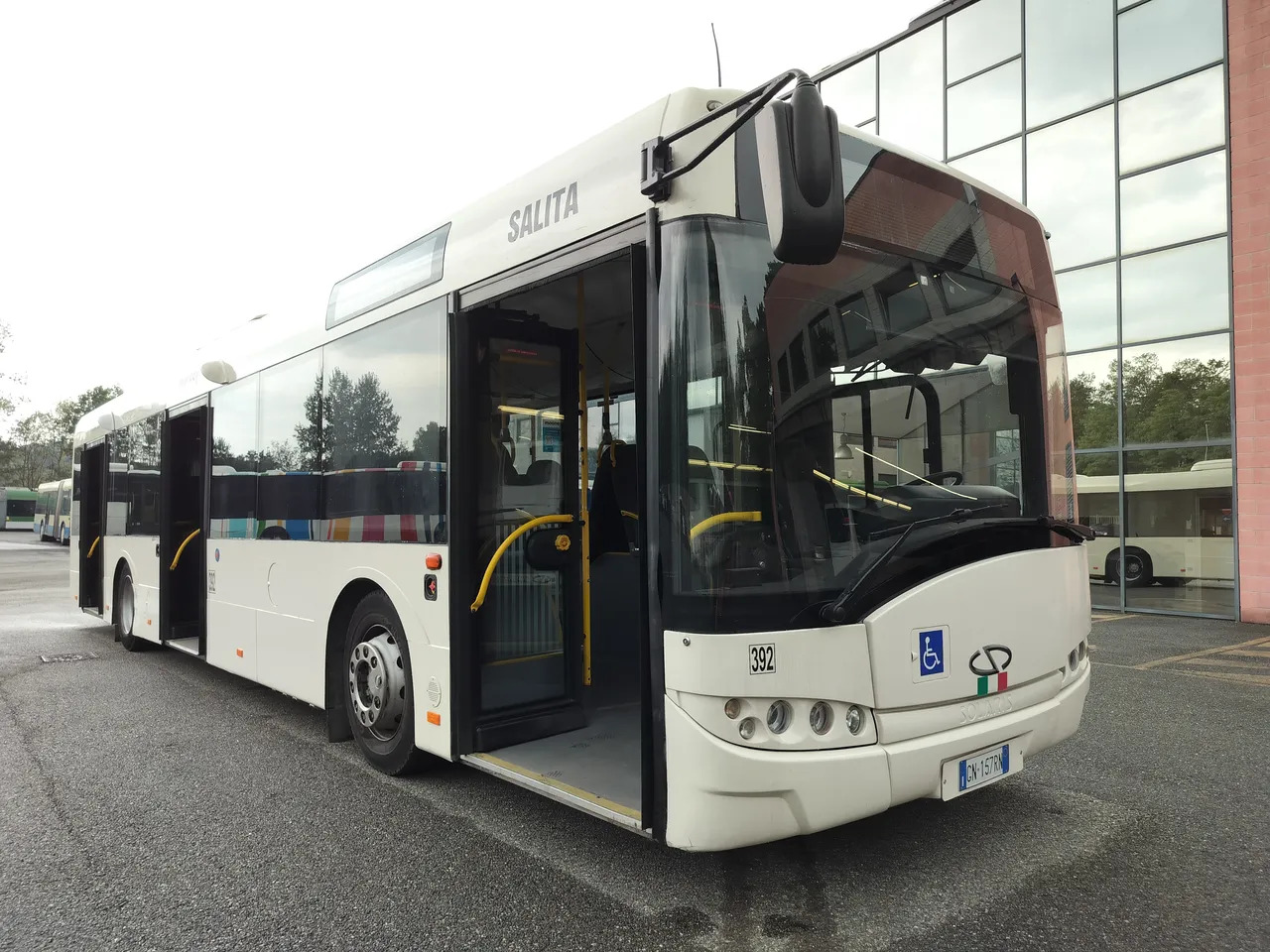 Városi busz Solaris Urbino: 12 kép. Városi busz Solaris Urbino: 12 kép.