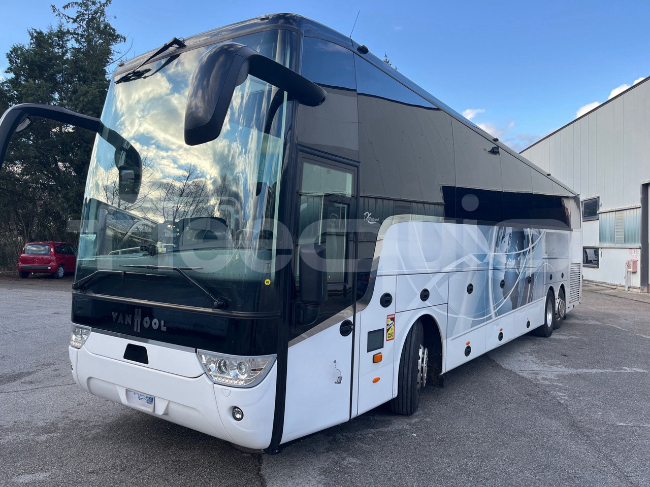 Van Hool Astron - Távolsági busz: 4 kép. Van Hool Astron - Távolsági busz: 4 kép.