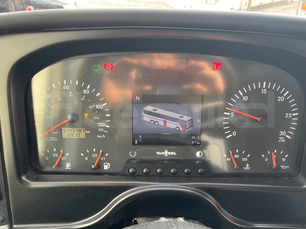 Van Hool Astron - Távolsági busz: 3 kép. Van Hool Astron - Távolsági busz: 3 kép.