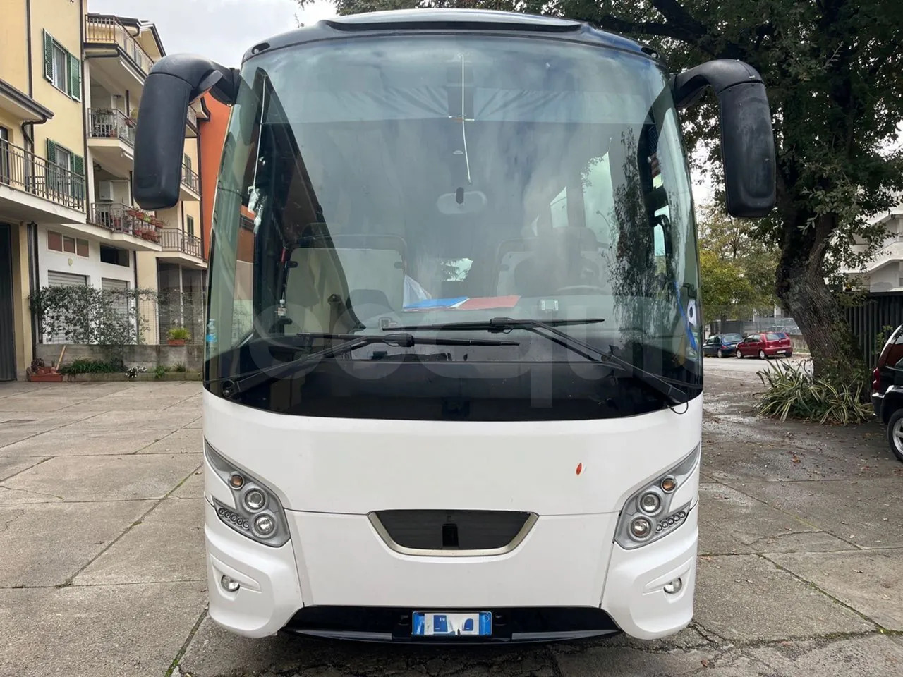 Vdl Futura - Távolsági busz: 2 kép. Vdl Futura - Távolsági busz: 2 kép.