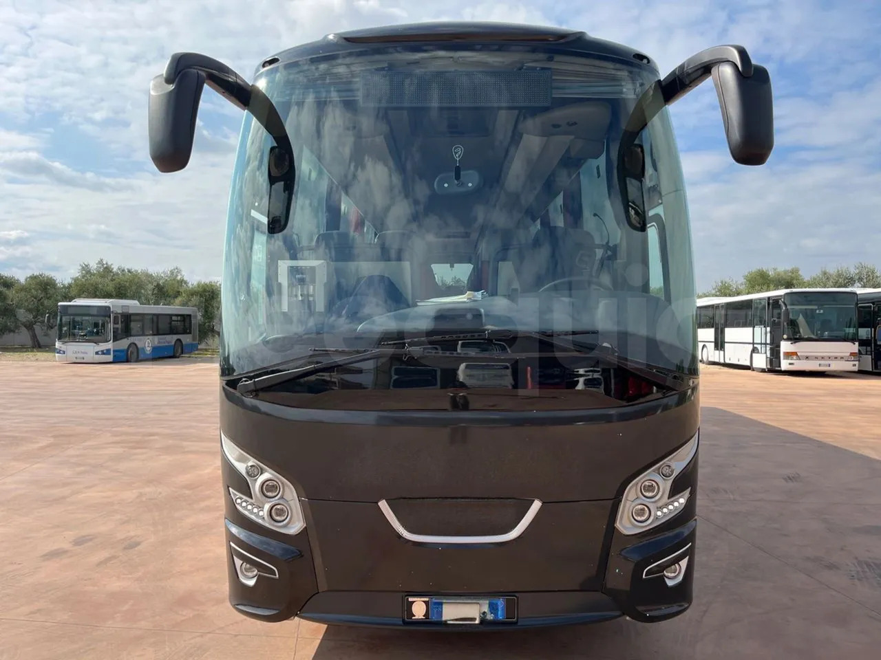 Vdl Futura - Távolsági busz: 2 kép. Vdl Futura - Távolsági busz: 2 kép.