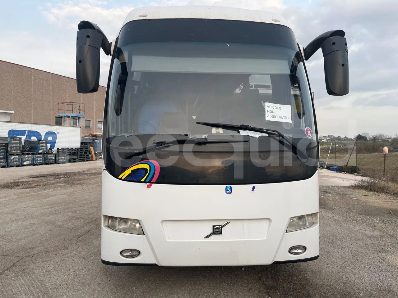 Volvo B12 - Távolsági busz: 2 kép. Volvo B12 - Távolsági busz: 2 kép.