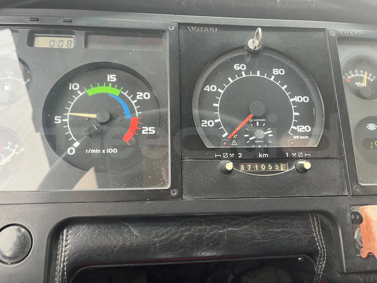 Volvo B12 - Távolsági busz: 3 kép. Volvo B12 - Távolsági busz: 3 kép.