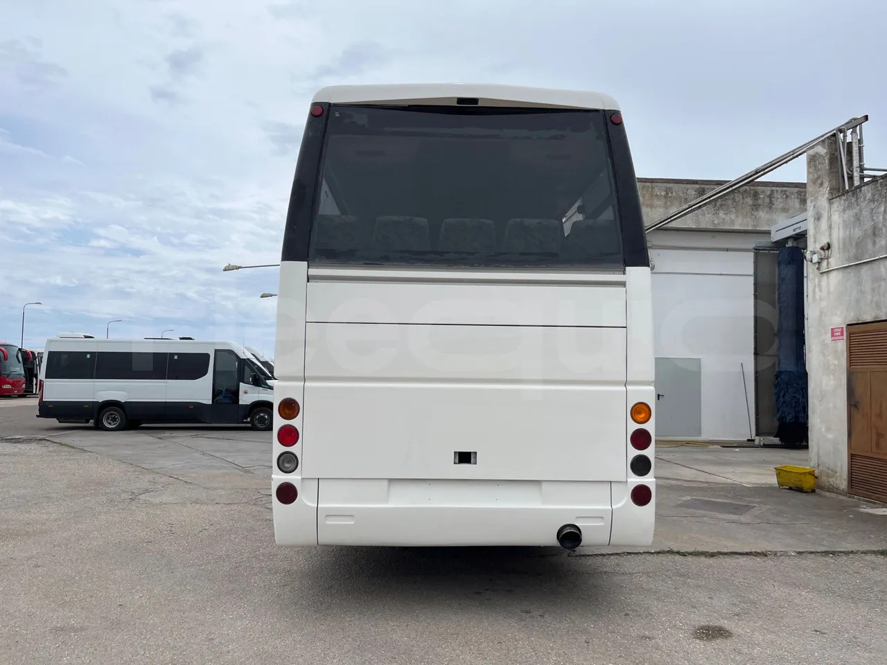 Volvo B12 - Távolsági busz: 5 kép. Volvo B12 - Távolsági busz: 5 kép.
