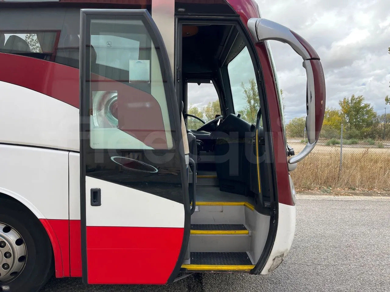 Távolsági busz Volvo B12B: 15 kép. Távolsági busz Volvo B12B: 15 kép.