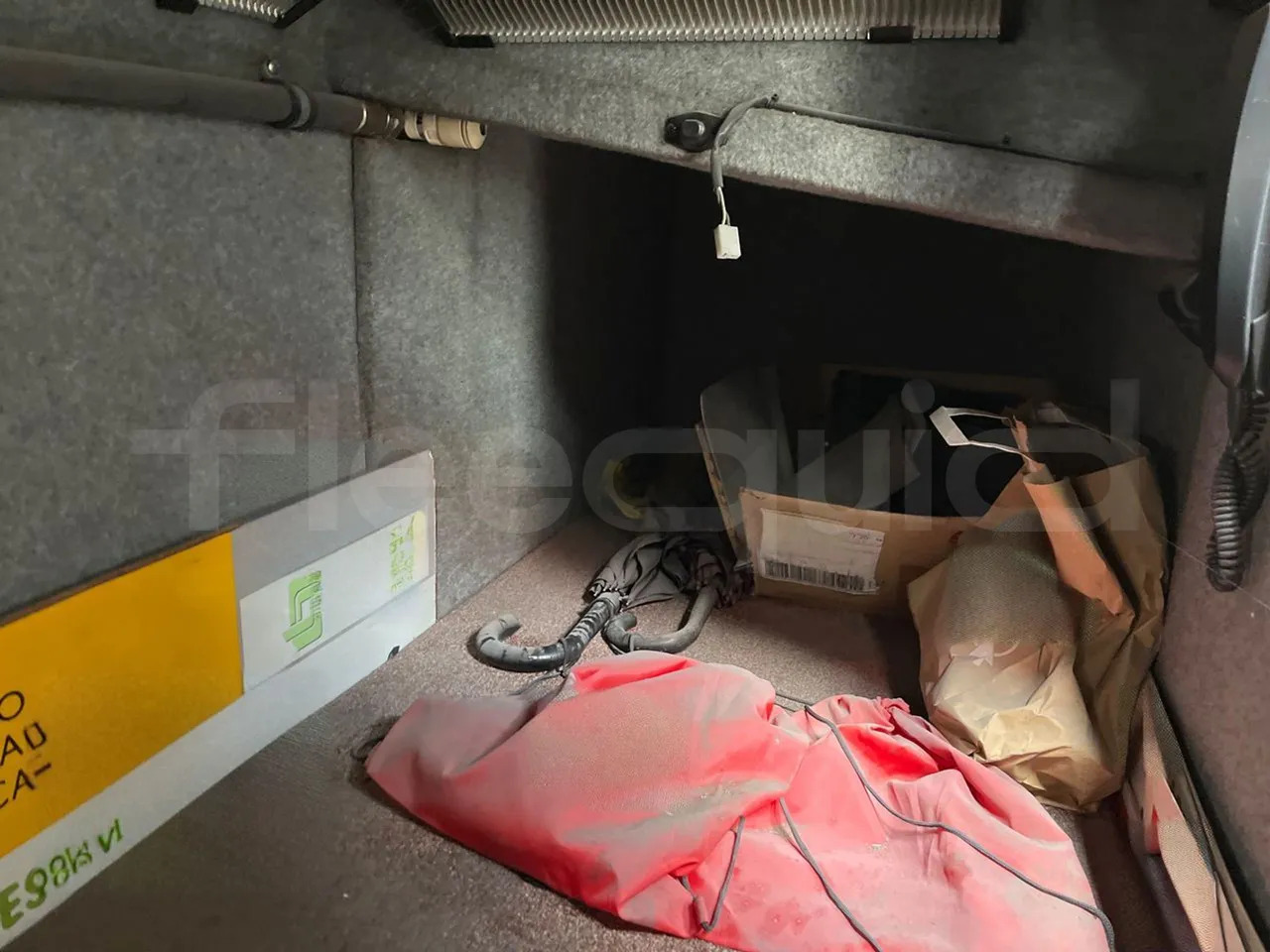 Távolsági busz Volvo B12B: 17 kép. Távolsági busz Volvo B12B: 17 kép.