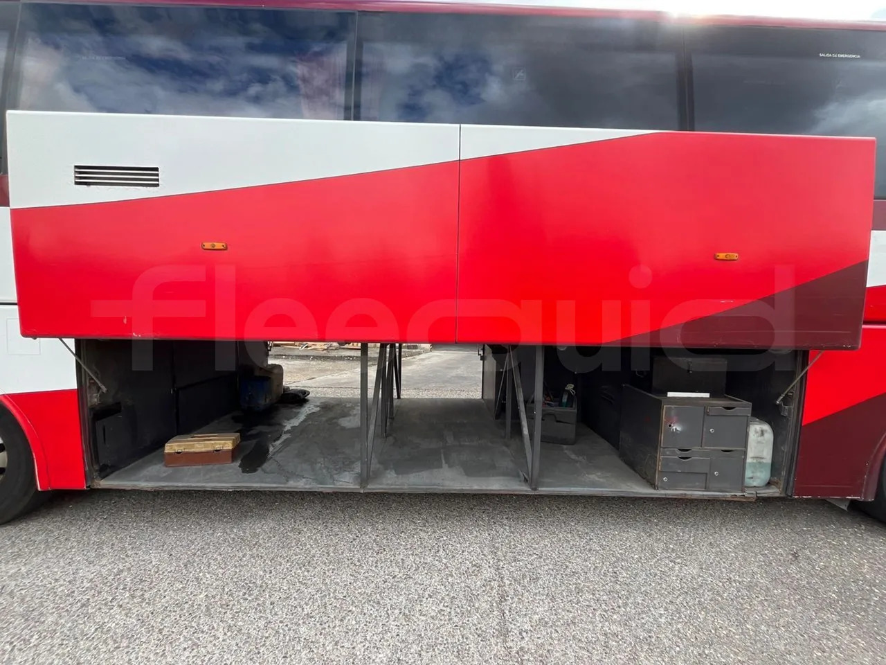 Távolsági busz Volvo B12B: 7 kép. Távolsági busz Volvo B12B: 7 kép.