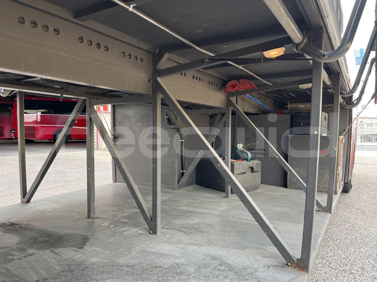 Távolsági busz Volvo B12B: 8 kép. Távolsági busz Volvo B12B: 8 kép.