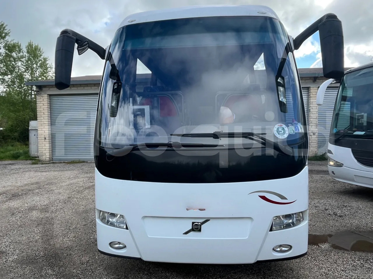 Volvo Barbi Genesis - Távolsági busz: 2 kép. Volvo Barbi Genesis - Távolsági busz: 2 kép.
