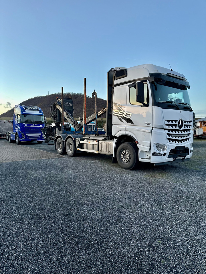 Mercedes Arocs 3358 L 6x4 Radstand 4500 Arocs 3358 L 6x4 Blatt-Luft Gefedert - Rönkszállító teherautó: 5 kép. Mercedes Arocs 3358 L 6x4 Radstand 4500 Arocs 3358 L 6x4 Blatt-Luft Gefedert - Rönkszállító teherautó: 5 kép.