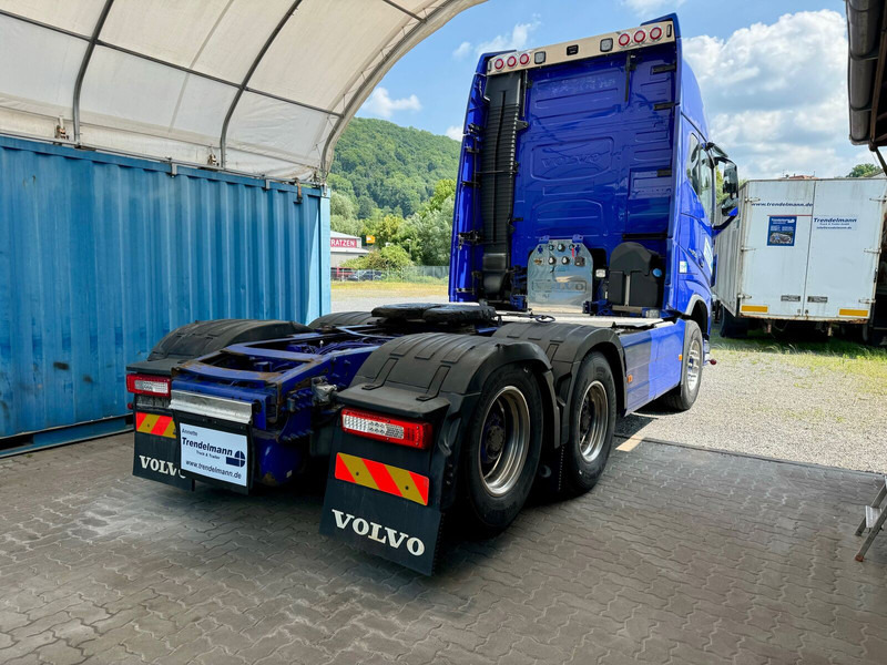 Volvo FH-16-750 SZM 6x4 Retarder TÜV 09.2026 - Nyergesvontató: 3 kép. Volvo FH-16-750 SZM 6x4 Retarder TÜV 09.2026 - Nyergesvontató: 3 kép.
