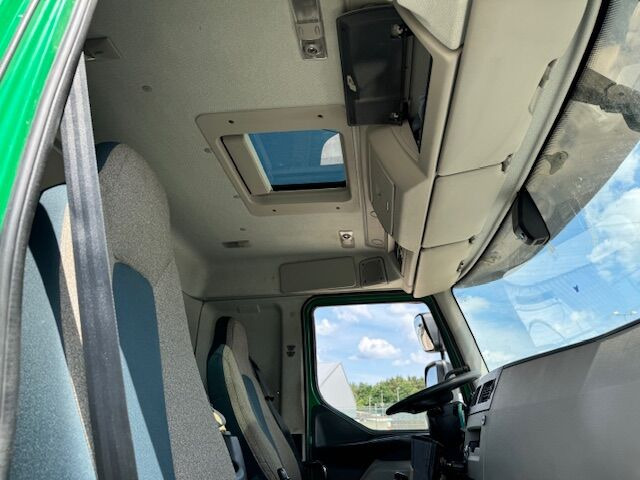 Volvo FE 350 ASK Tele 4x2 Ladefläche Teleskopierbar Dekra Tüv 09/2026 - Konténerszállító: 4 kép. Volvo FE 350 ASK Tele 4x2 Ladefläche Teleskopierbar Dekra Tüv 09/2026 - Konténerszállító: 4 kép.