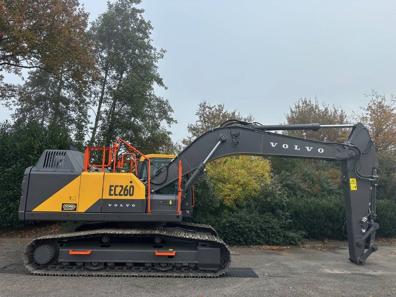 Volvo EC 250 EL - Lánctalpas kotró: 5 kép. Volvo EC 250 EL - Lánctalpas kotró: 5 kép.