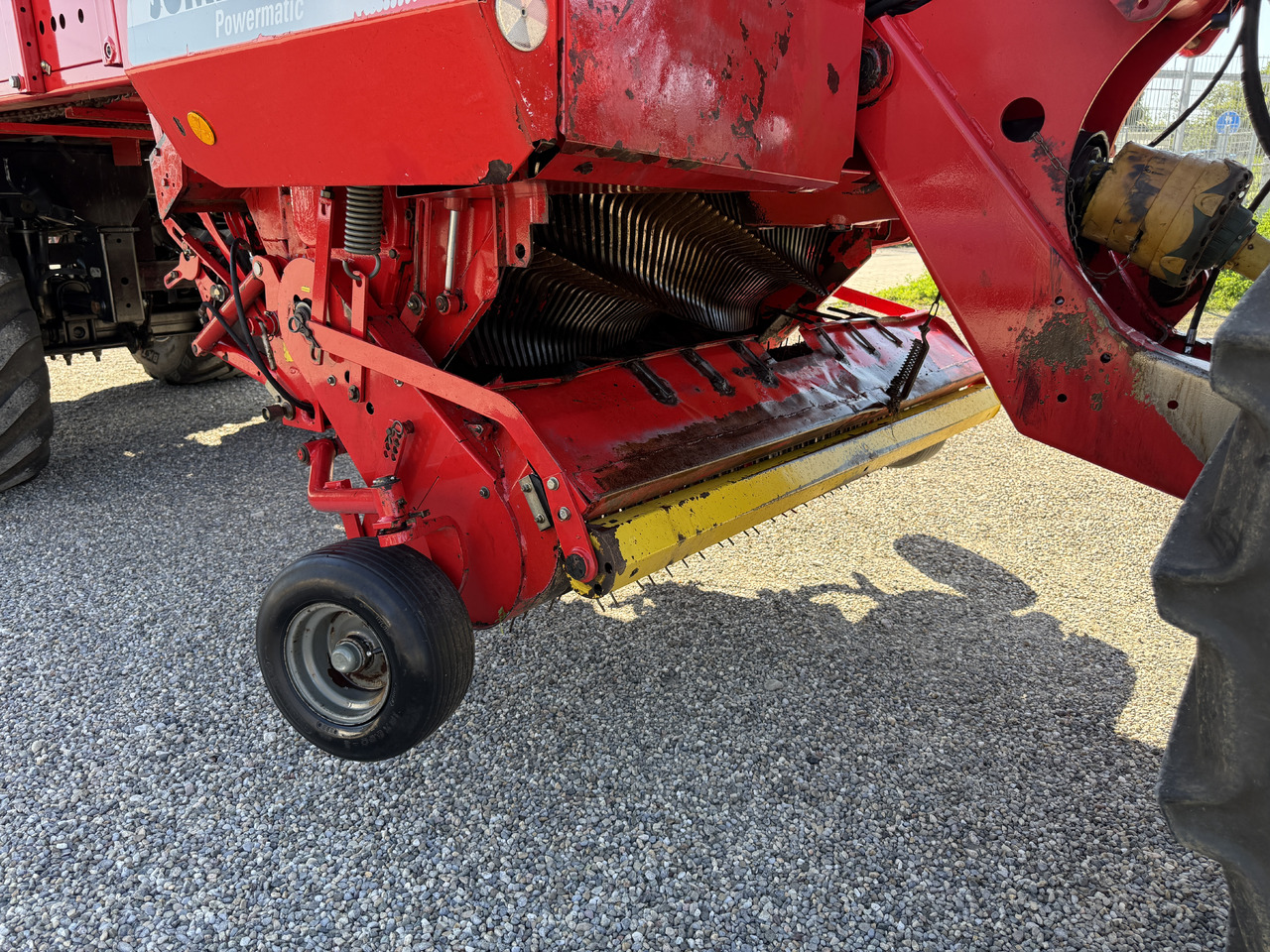 PÖTTINGER Jumbo 6600 L - Adapter szállító kocsi: 4 kép. PÖTTINGER Jumbo 6600 L - Adapter szállító kocsi: 4 kép.