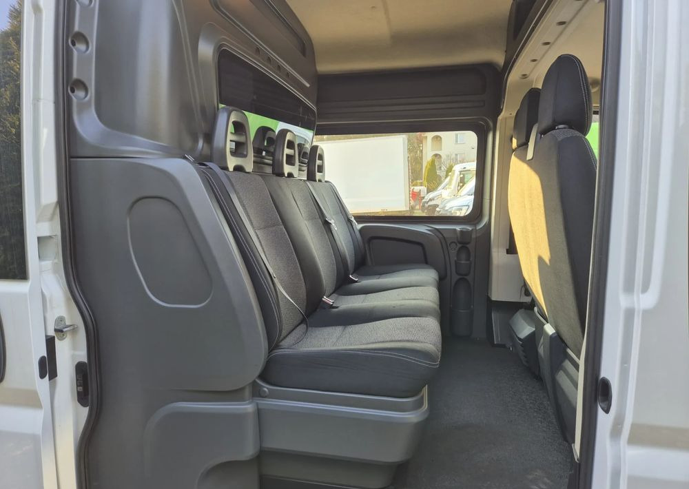 Fiat Ducato 2.3 150KM Brygadówka Maxi L4h2 - Duplakabinos kisteherautó: 5 kép. Fiat Ducato 2.3 150KM Brygadówka Maxi L4h2 - Duplakabinos kisteherautó: 5 kép.