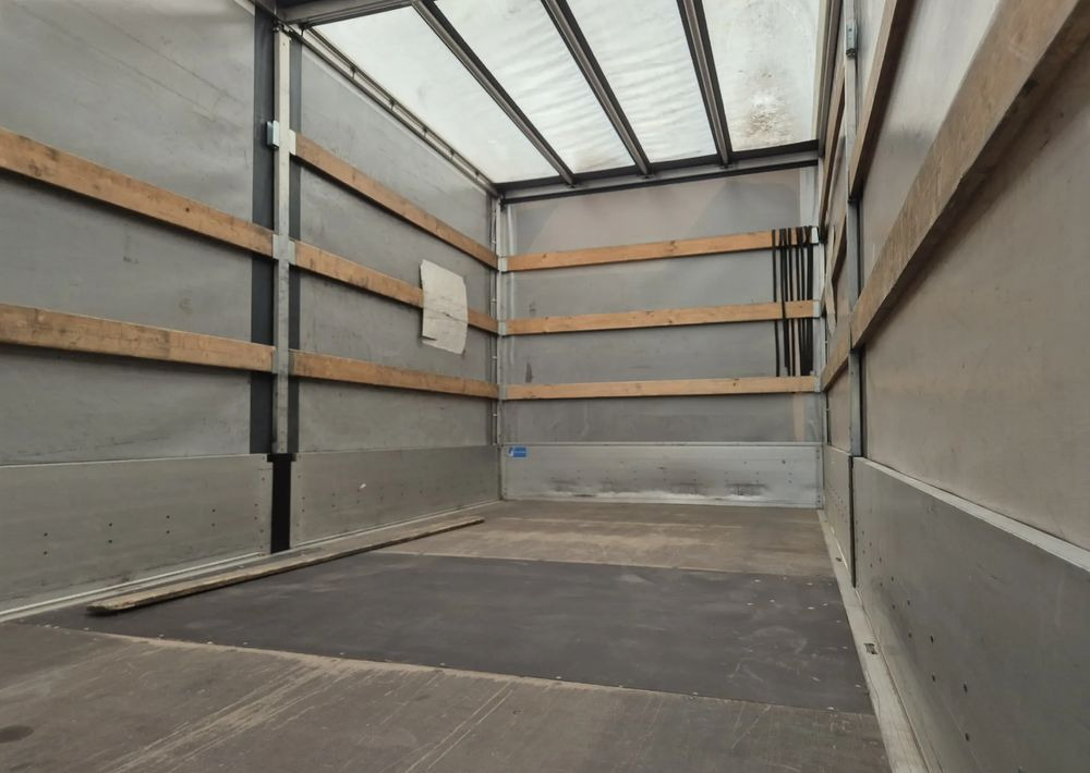 Fiat Ducato 3.0 180KM Maxi - Ponyvás kisteherautó: 5 kép. Fiat Ducato 3.0 180KM Maxi - Ponyvás kisteherautó: 5 kép.