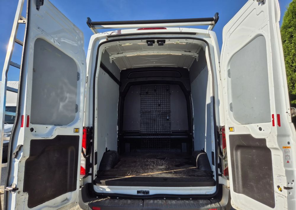 Ford TRANSIT 2.0 130KM - Furgon: 5 kép. Ford TRANSIT 2.0 130KM - Furgon: 5 kép.