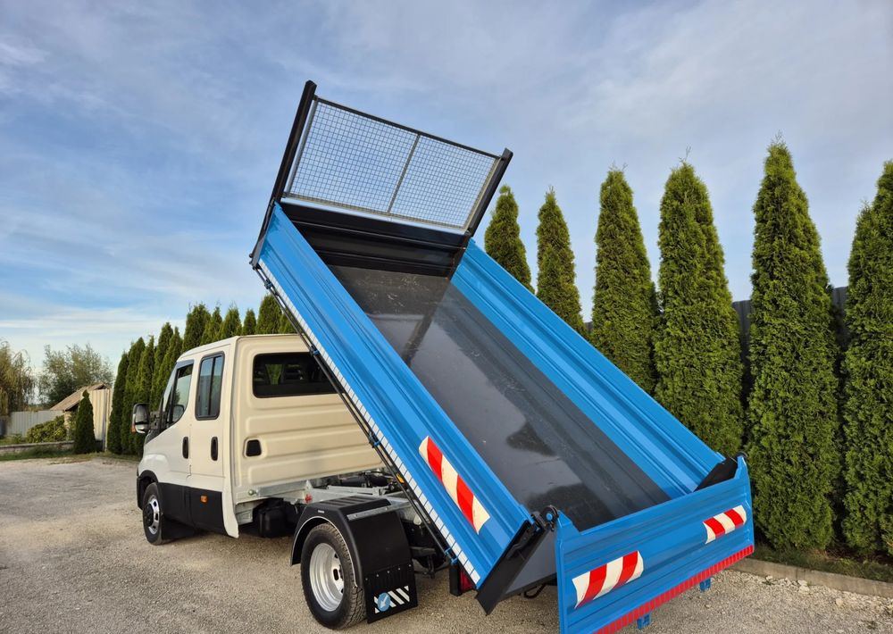 Iveco 35C16 35C15 160KM Brygadówka - Billenőplatós kisteherautó: 3 kép. Iveco 35C16 35C15 160KM Brygadówka - Billenőplatós kisteherautó: 3 kép.