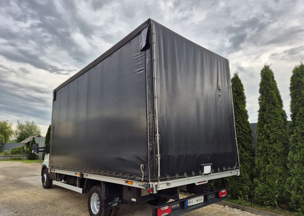 Iveco 70C17 3.0 170KM Skrzyniowy - Ponyvás kisteherautó: 3 kép. Iveco 70C17 3.0 170KM Skrzyniowy - Ponyvás kisteherautó: 3 kép.