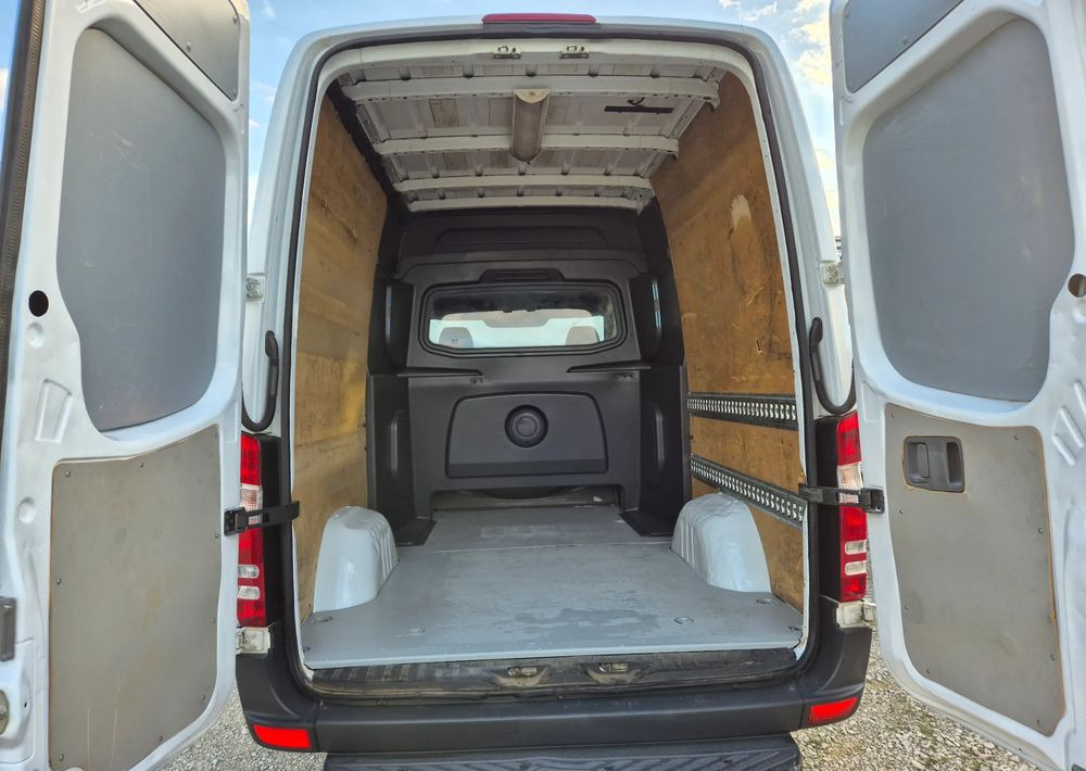 Mercedes-Benz Sprinter 316CDI 160KM Dubel kabina - Duplakabinos kisteherautó: 4 kép. Mercedes-Benz Sprinter 316CDI 160KM Dubel kabina - Duplakabinos kisteherautó: 4 kép.