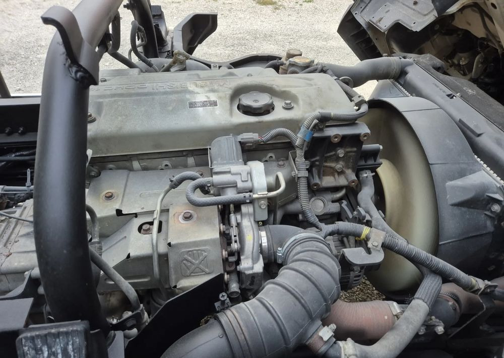 Billenőplatós kisteherautó Mitsubishi CANTER 3.0 3c13: 11 kép.