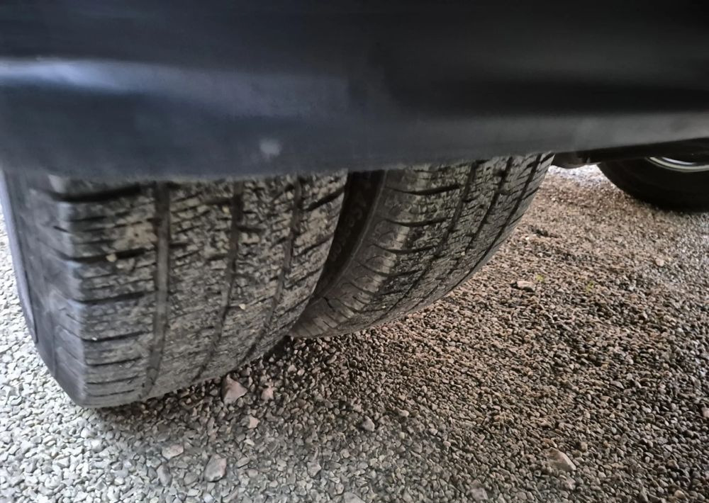 Dobozos kisteherautó Nissan ATLEON 3.0 150KM: 20 kép. Dobozos kisteherautó Nissan ATLEON 3.0 150KM: 20 kép.