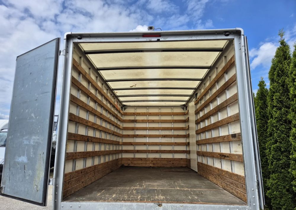 Renault MASTER 2.3 150KM Klima Navi, Kamera - Dobozos kisteherautó: 4 kép. Renault MASTER 2.3 150KM Klima Navi, Kamera - Dobozos kisteherautó: 4 kép.