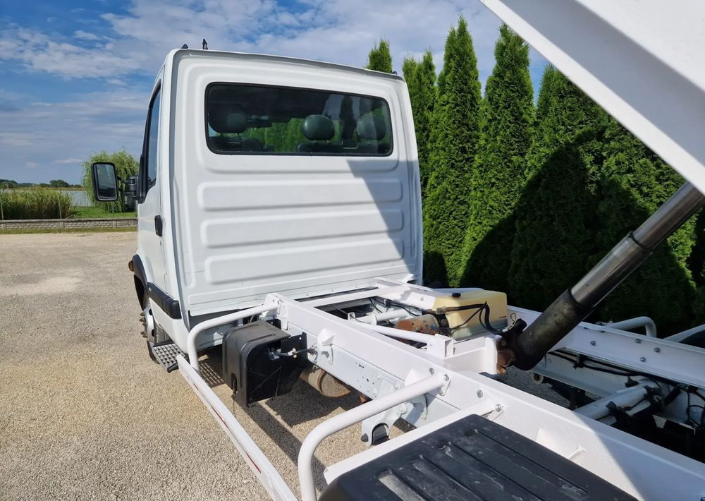 Renault Mascott 3.0 DXI - Billenőplatós kisteherautó: 5 kép. Renault Mascott 3.0 DXI - Billenőplatós kisteherautó: 5 kép.