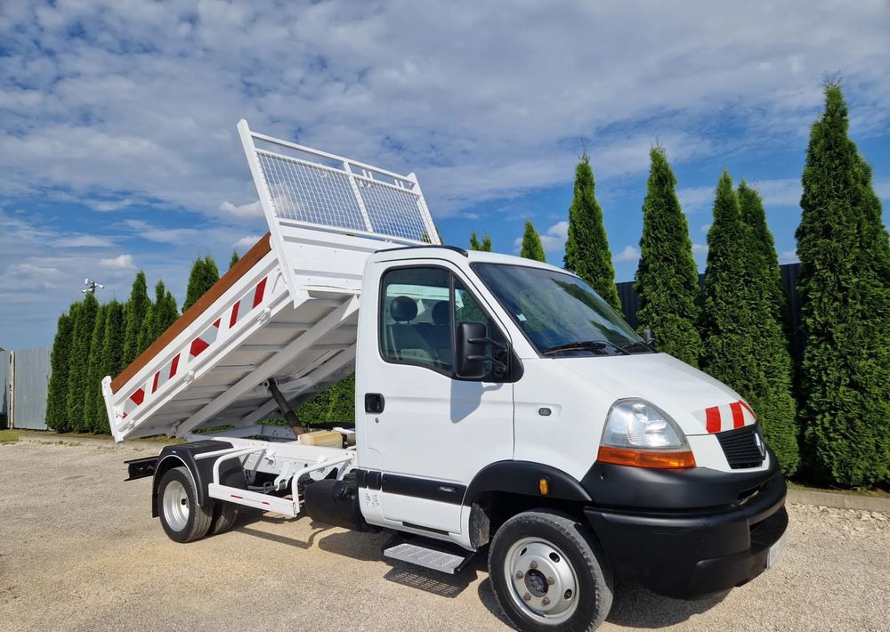 Renault Mascott 3.0 DXI - Billenőplatós kisteherautó: 1 kép. Renault Mascott 3.0 DXI - Billenőplatós kisteherautó: 1 kép.