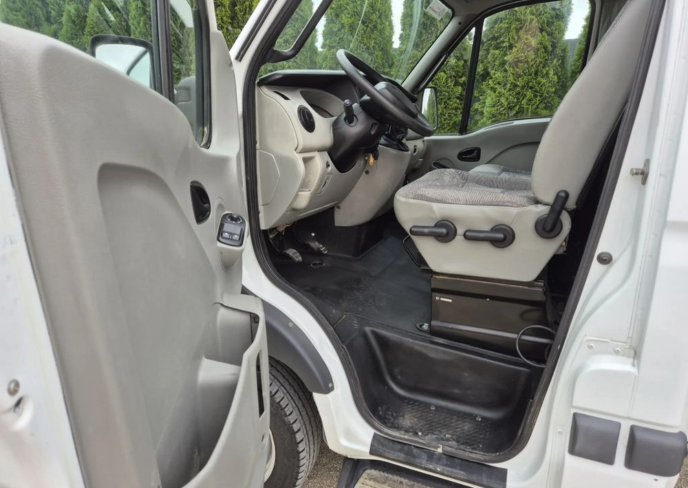 Renault Mascott 3.0Dxi - Billenőplatós kisteherautó: 4 kép. Renault Mascott 3.0Dxi - Billenőplatós kisteherautó: 4 kép.