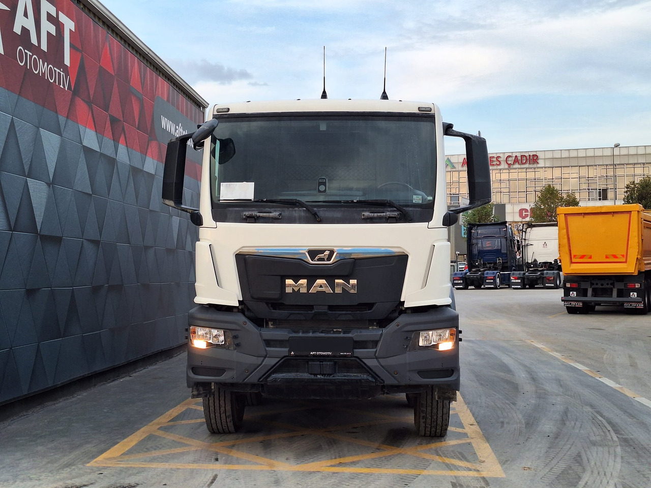 MAN TGS 41.440 - Betonmixer: 2 kép. MAN TGS 41.440 - Betonmixer: 2 kép.