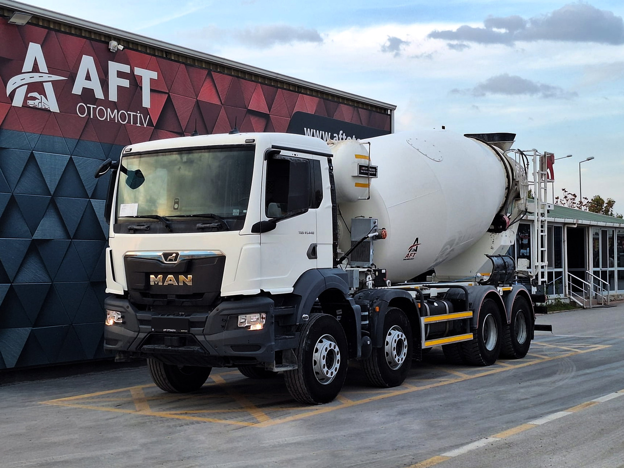 MAN TGS 41.440 - Betonmixer: 1 kép. MAN TGS 41.440 - Betonmixer: 1 kép.