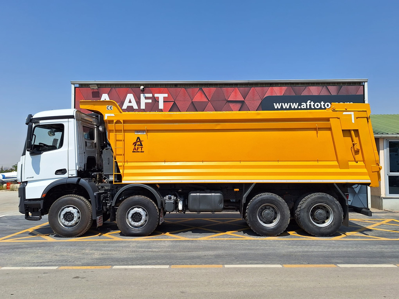 MERCEDES-BENZ AROCS 4148 - Billenőplatós teherautó: 5 kép. MERCEDES-BENZ AROCS 4148 - Billenőplatós teherautó: 5 kép.