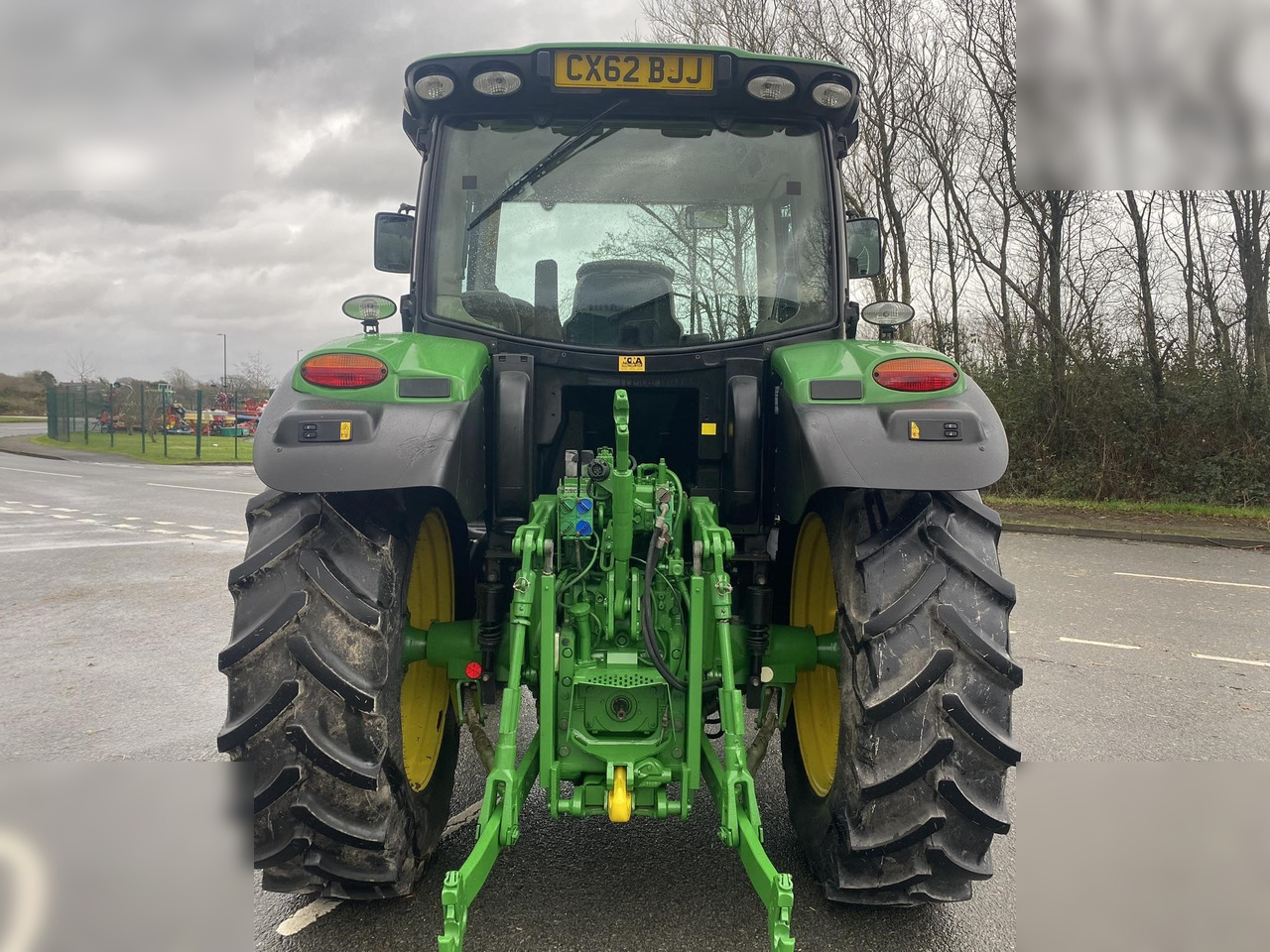 Traktor 2012 JOHN DEERE 6125R: 11 kép.