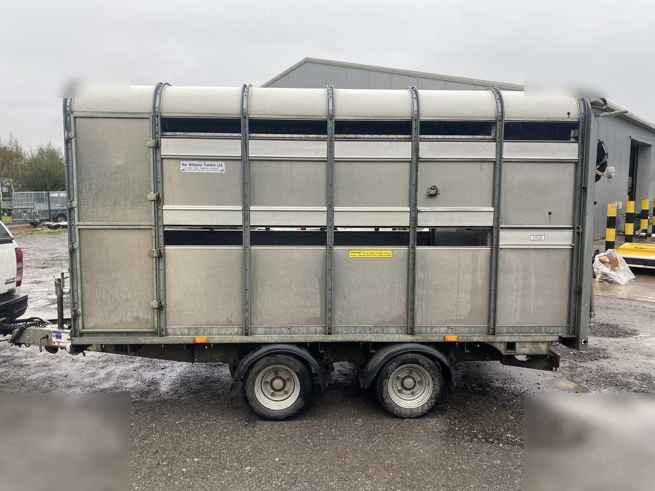 2018 IFOR WILLIAMS DP120 - Pótkocsi állatszállító: 5 kép. 2018 IFOR WILLIAMS DP120 - Pótkocsi állatszállító: 5 kép.