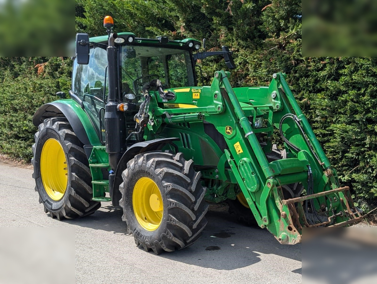 2020 JOHN DEERE 6130R - Traktor: 1 kép. 2020 JOHN DEERE 6130R - Traktor: 1 kép.